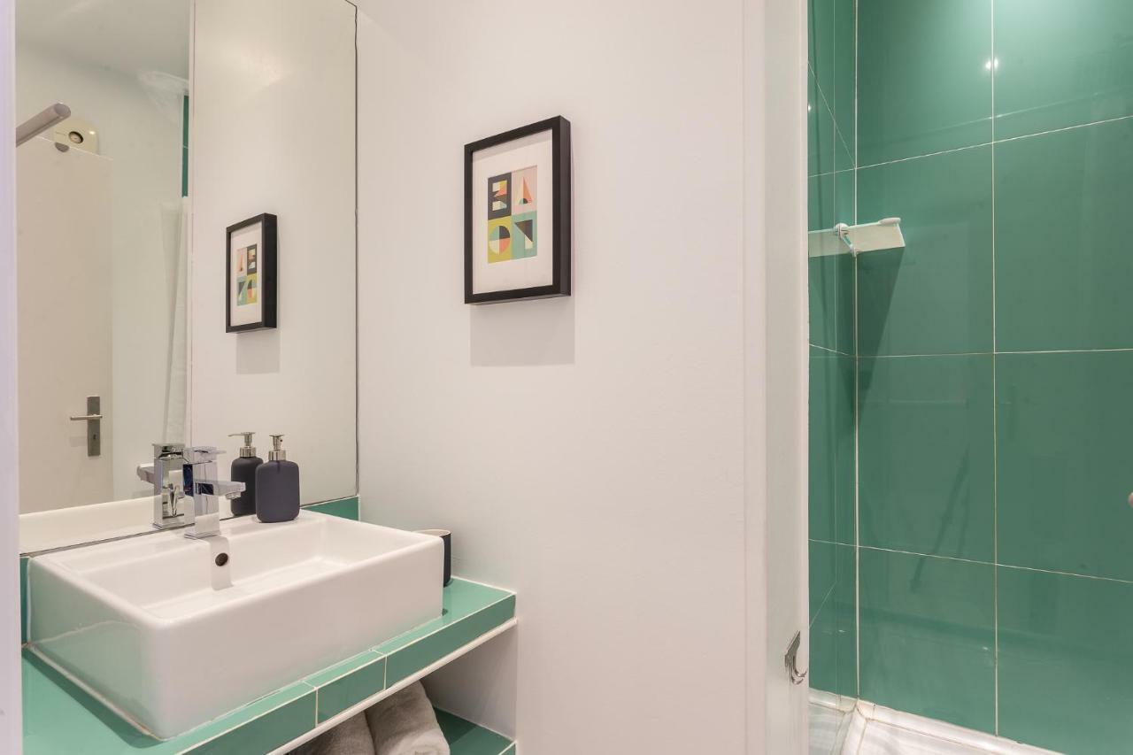 Apartamento Three Bedroom In Historical Centre -bairro Alto *